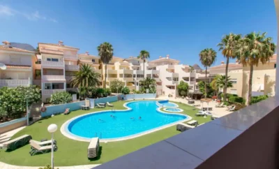 Chayofa quiet complex close distance to beaches, restaurants, golf courses. modern, spacious, car parking is available. rest and relaxing holidays with a sunny terrace.