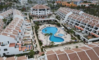 Parque Santiago 1 ground floor 1 bedroom apartment with pool views quiet location on the sunny side close to the ocean with a modern style heated pool, close to golf courses and shopping centers